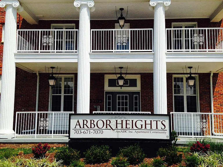 Arbor Heights — Photo 1