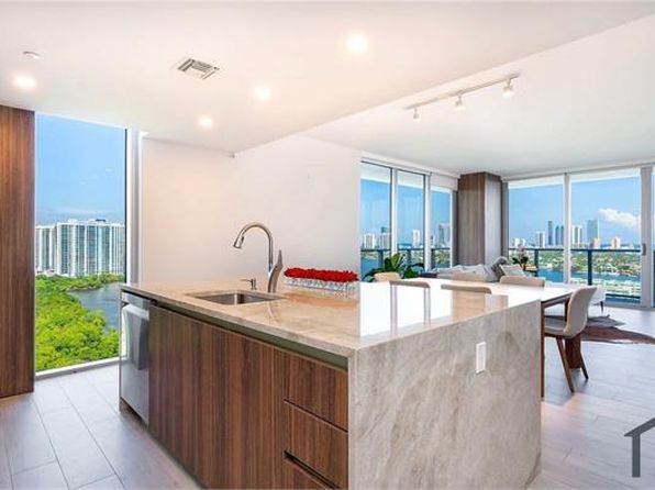 16385 Biscayne Blvd UNIT 1915