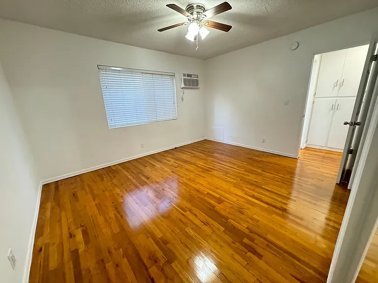11330 Ohio Ave — Photo 24