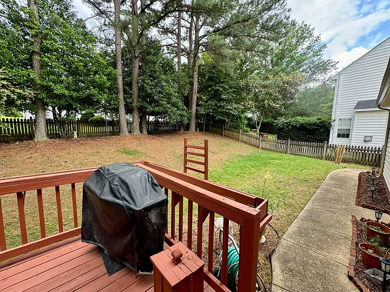 1117 Creek Haven Dr — Photo 14