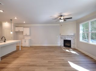 179 Crest Dr #74, Hartwell, GA 30643