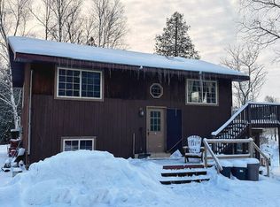 5463 N Riverview Rd, Hessel, MI 49745