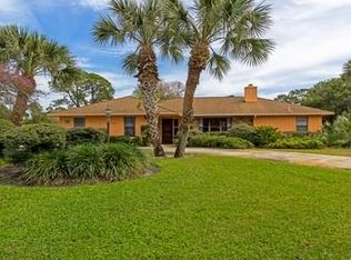 256 10th Ave, Vero Beach, FL 32962