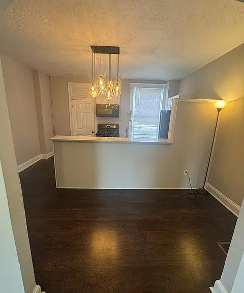 1521 Montpelier St — Photo 8