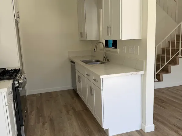 18862 Smokewood Cir APT 3, Huntington Beach, CA 92646