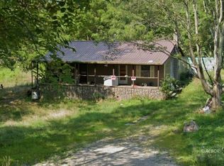 1029 Keystone Rd, Vinton, OH 45686