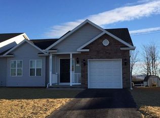 223 Maple Dr, Hanover, PA 17331