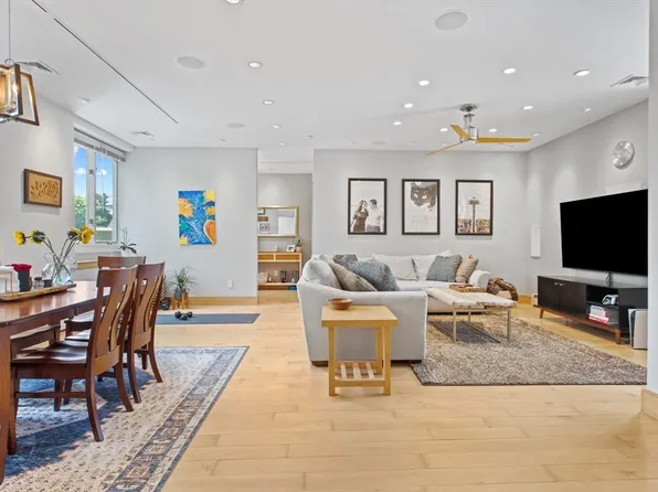 10 Ingalls Ct APT 6, Melrose, MA 02176