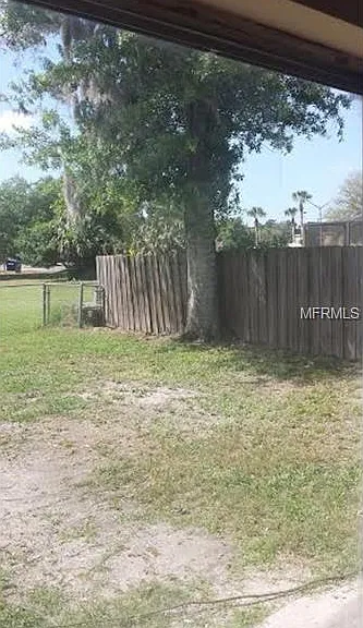 12106 Country Cove Ave — Photo 4