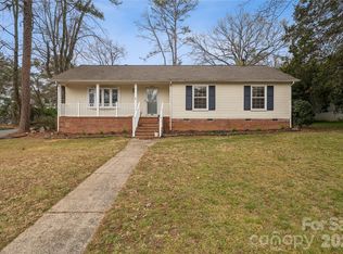 1001 Eaglewood Ave, Charlotte, NC 28212