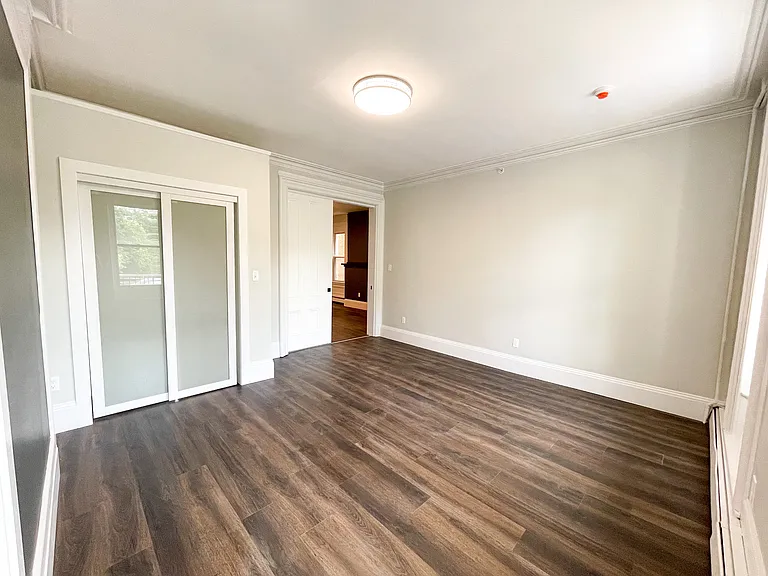 53 S Clover St #1 — Photo 4