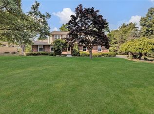 2020 Dutch Ridge Rd, Beaver, PA 15009