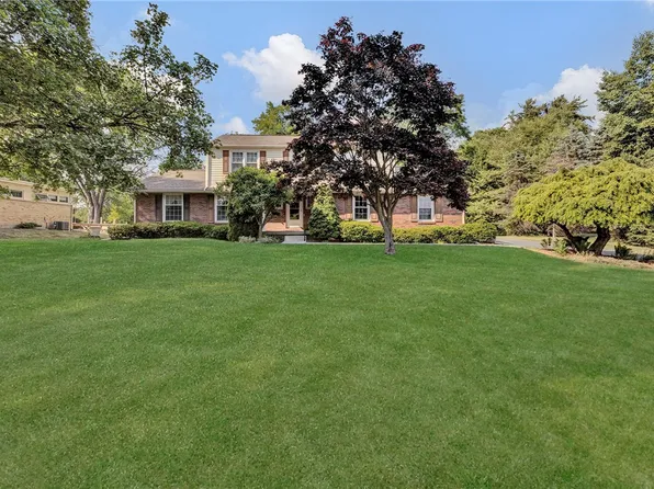 2020 Dutch Ridge Rd, Beaver, PA 15009