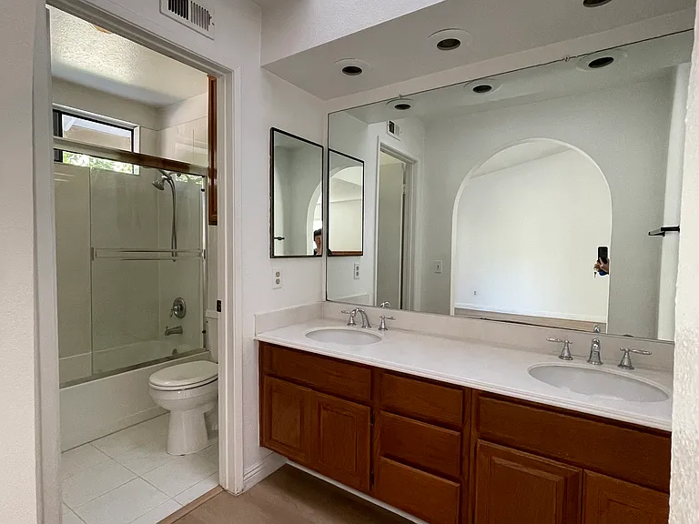 1214 Vassar Ln — Photo 18