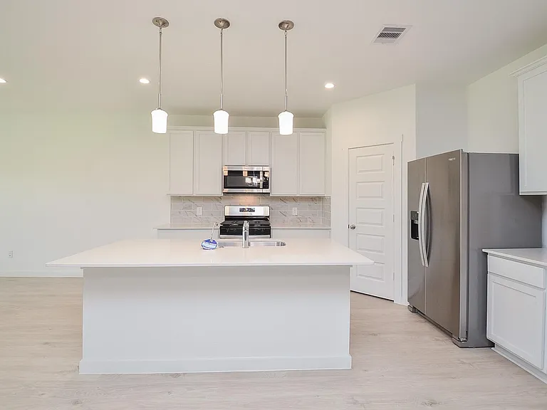 4218 Berwick Park Ln — Photo 8