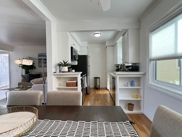 39 Catamaran St #4 — Photo 10
