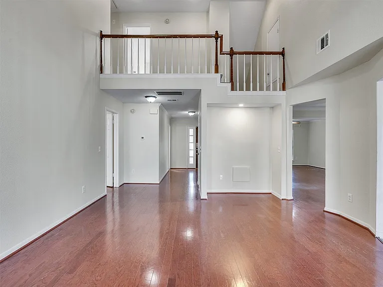 2108 Autumn Cove Dr — Photo 17