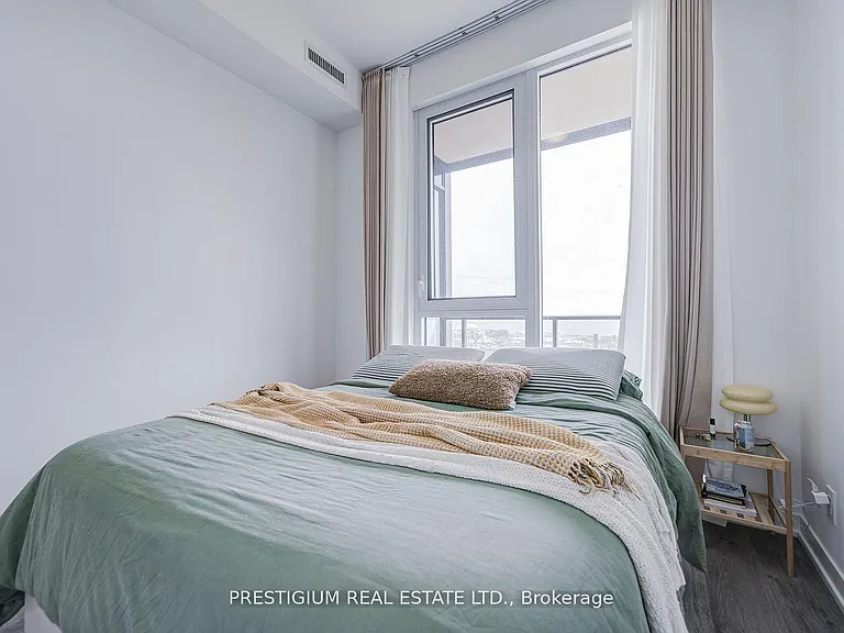 285 Dufferin St #1311 — Photo 29