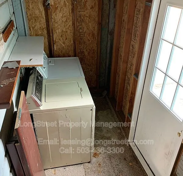 950 SW Jefferson Ave — Photo 23