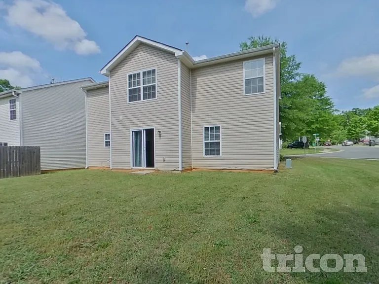 503 Ethel Ct — Photo 18