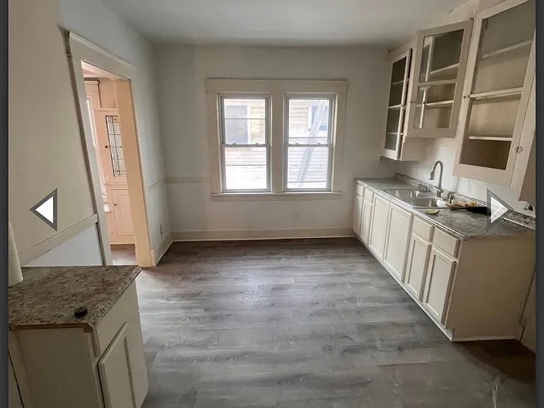 Parkview 9509 — Photo 3