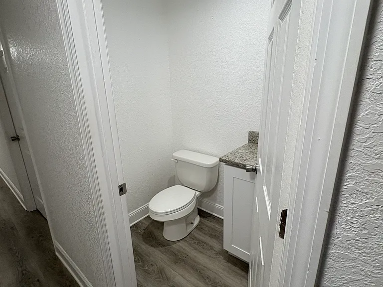 3615 N Apopka Vineland Rd — Photo 17