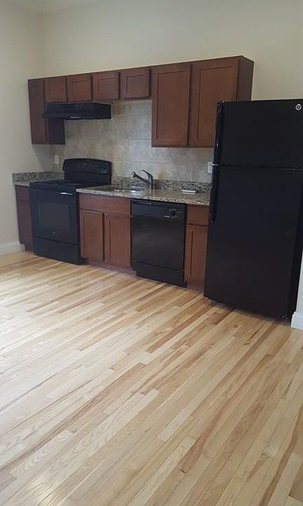 2nd image of 3 Main St #305