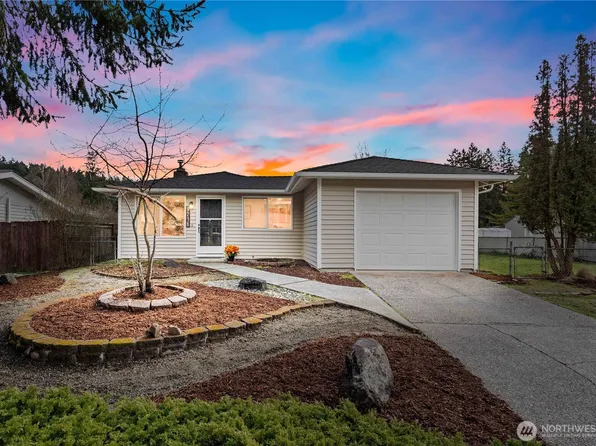 9216 Madrone Circle W, University Place, WA 98467