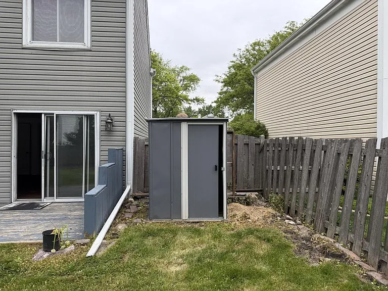 284 Hill Ave — Photo 35