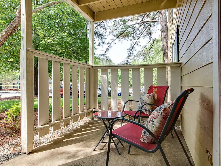 Laurel Oaks — Photo 21