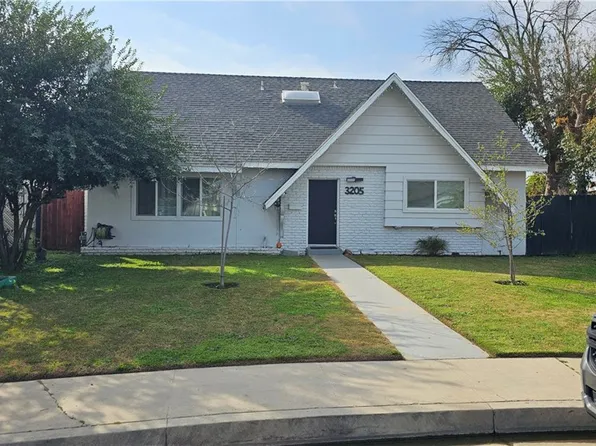 3205 Durrwood St, Bakersfield, CA 93304