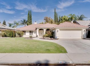 7720 Feather River Dr, Bakersfield, CA 93308