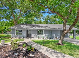 326 Riverview Rd, Mc Queeney, TX 78123