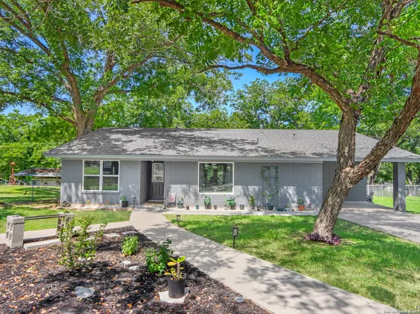 326 Riverview, McQueeney, TX 78123