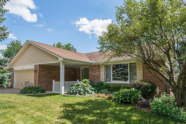 1st image of 2321 Delaware Dr
