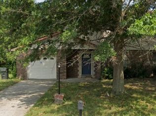 952 Belle Valley Dr, Belleville, IL 62220