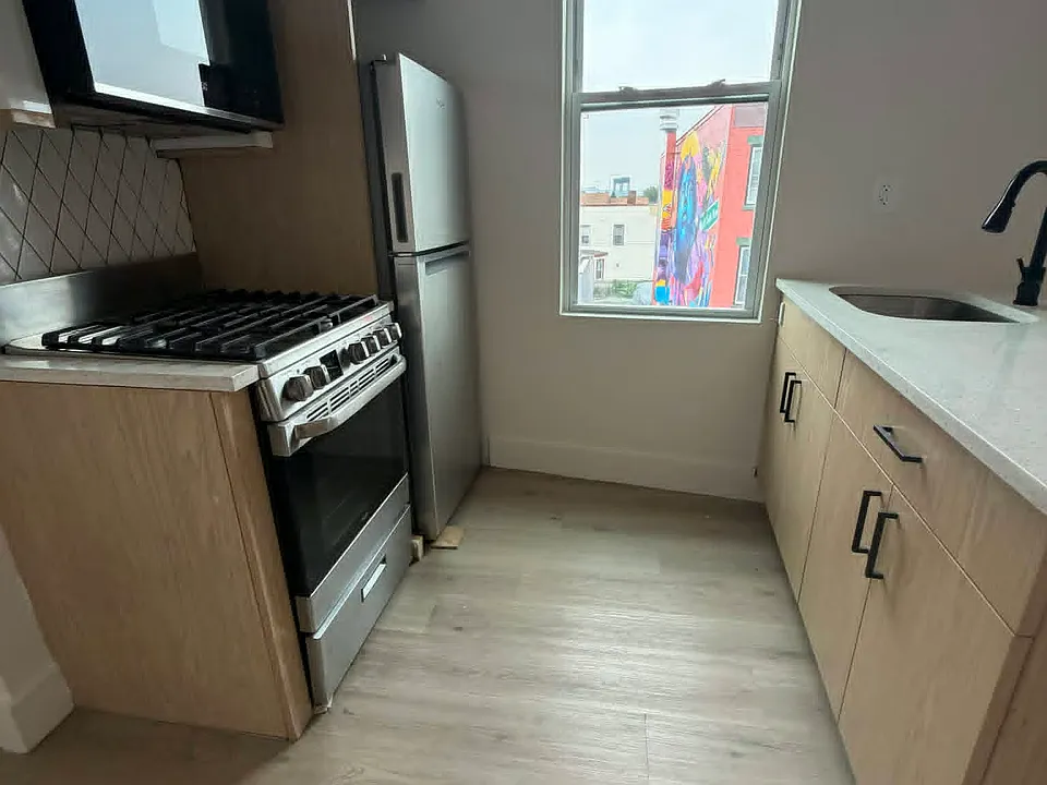 530 W Side Ave #3L