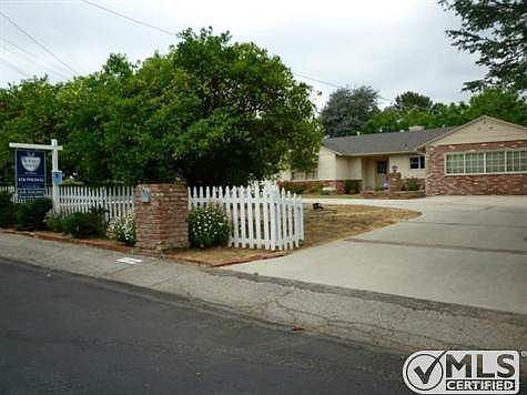 1st image of 5709 Jumilla Ave