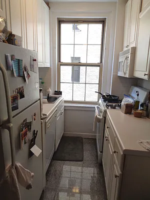 Rented by Metropolitan Equities | media 16