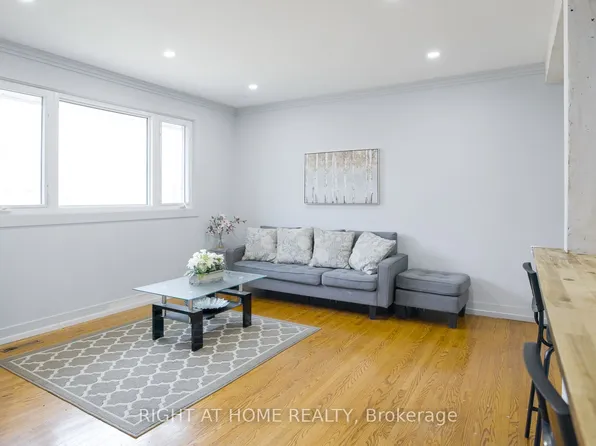 134 David Dr, Ottawa, ON K2G 2N9