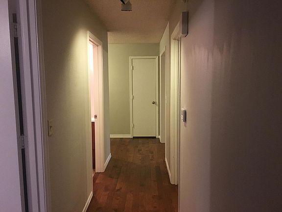 4th image of 3141 E Cherokee Dr