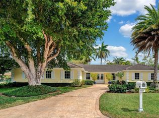 8305 SW 171st St, Palmetto Bay, FL 33157