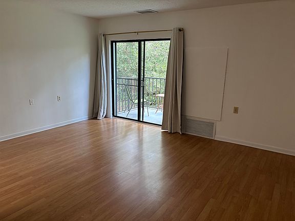 3rd image of 5001 Little River Rd. #W-215