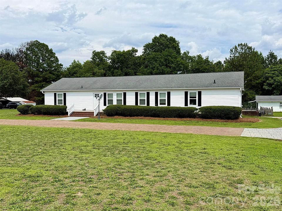 2nd image of 288 Farris Rd