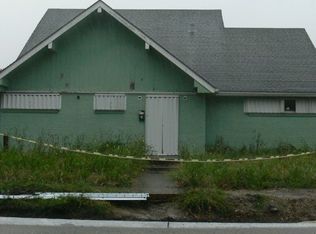 1245 Gardena Dr, New Orleans, LA 70122