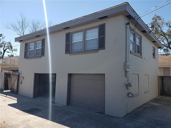 2nd image of 225 Saint Charles St