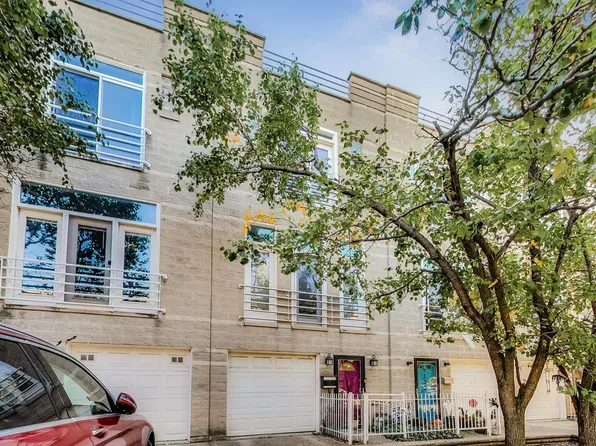 2207 W Ohio St, Chicago, IL 60612