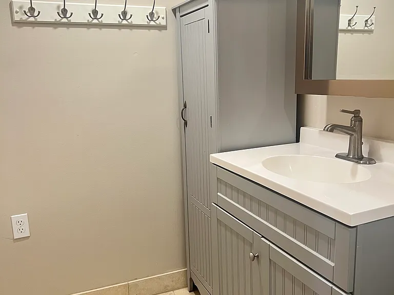 3290 E Bengal Blvd — Photo 8