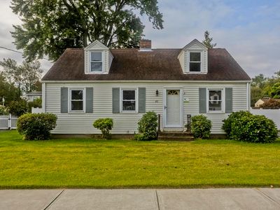 85 Alhambra Cir N, Agawam, MA, 01001