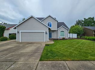 1593 Hummingbird Ln, Stayton, OR 97383